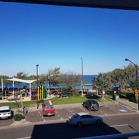 Bribie Island North Casablanca Beachfront Apartments מראה חיצוני תמונה